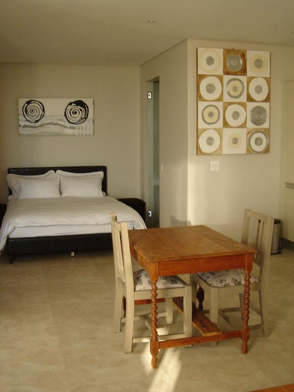 Camps Bay Studio Guesthouse - Studio Cape Town Oda fotoğraf